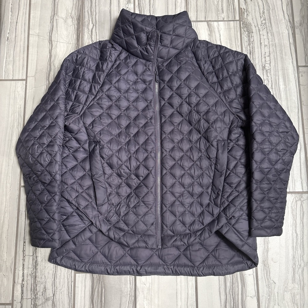 Athleta Women's Quilted Whisper Featherless Jacket Plum